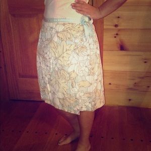 Wrap around skirt !